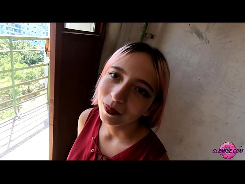 ❤️ طالب حسي تمتص غريبًا في المناطق النائية - نائب الرئيس على وجهه ️❌